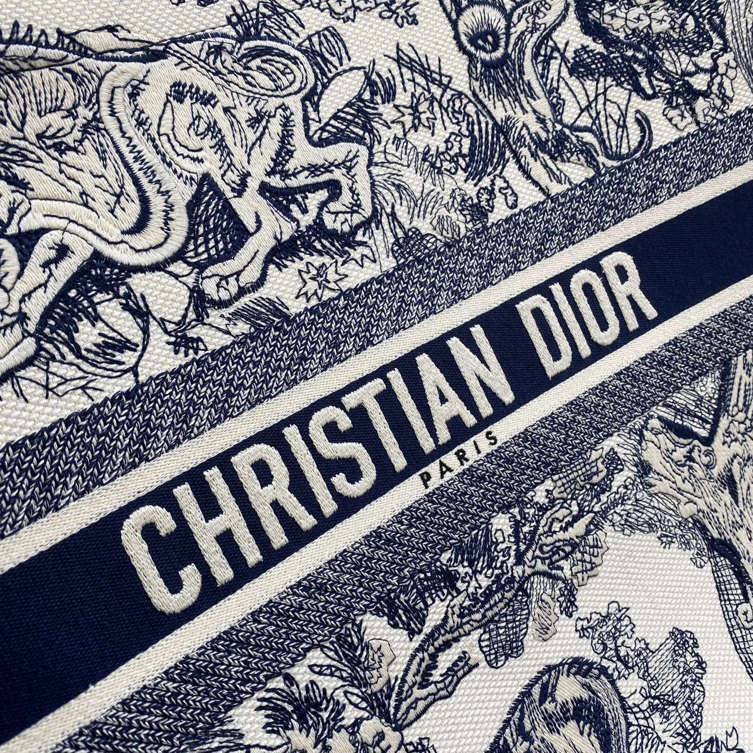 Dior Book Tote Large Blue Toile de Jouy Embroider - 42 x 35 x 18.5 cm